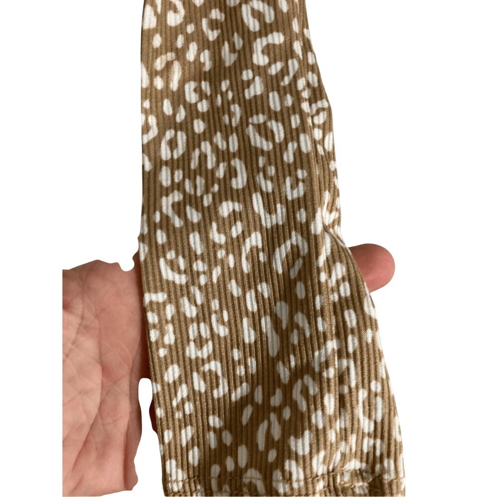 NWT Windsor Women's Small Brown Cream Leopard Printed Wrap Top Girly Go Out S - Picture 3 of 6